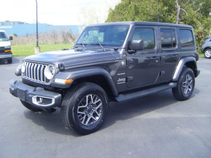 2024 Jeep Wrangler Sahara 4x4
