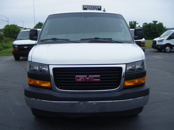 2019 GMC Savana 2500 - Image 2