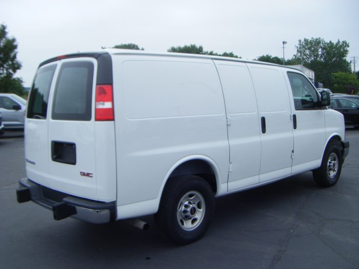 2019 GMC Savana 2500 - Image 5