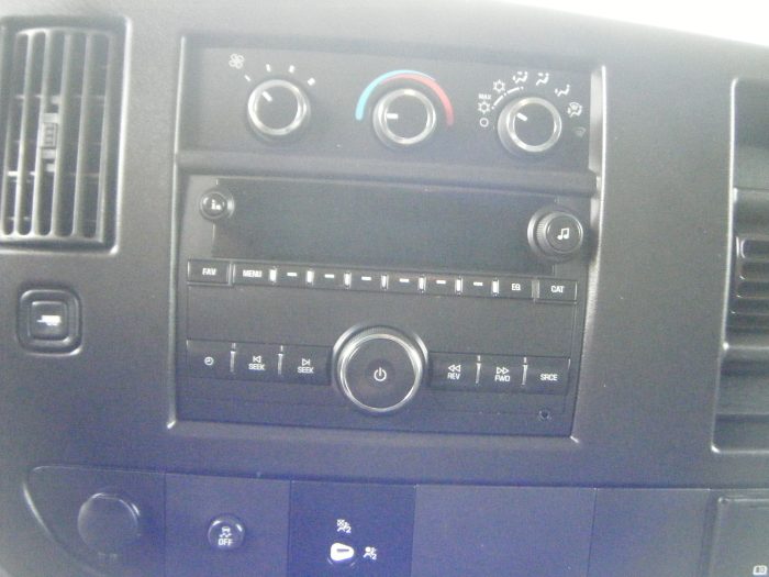 2019 GMC Savana 2500 - Image 10