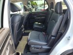 2025 Honda Pilot Touring AWD - Image 12
