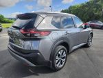2023 Nissan Rogue SV Moonroof AWD - Image 5