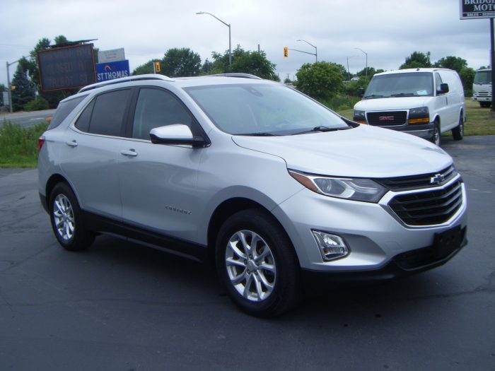 2021 Chevrolet Equinox LT AWD - Image 3