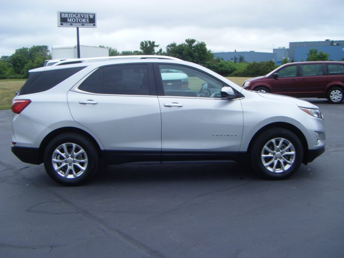 2021 Chevrolet Equinox LT AWD - Image 4