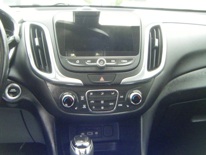2021 Chevrolet Equinox LT AWD - Image 10