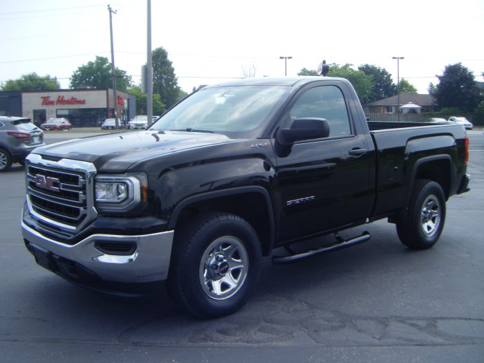 2018 GMC Sierra 4x4 - Image 1