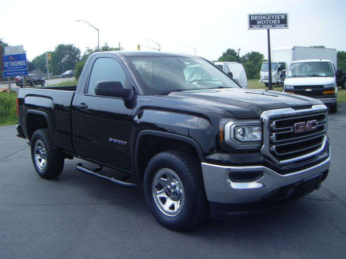 2018 GMC Sierra 4x4 - Image 3