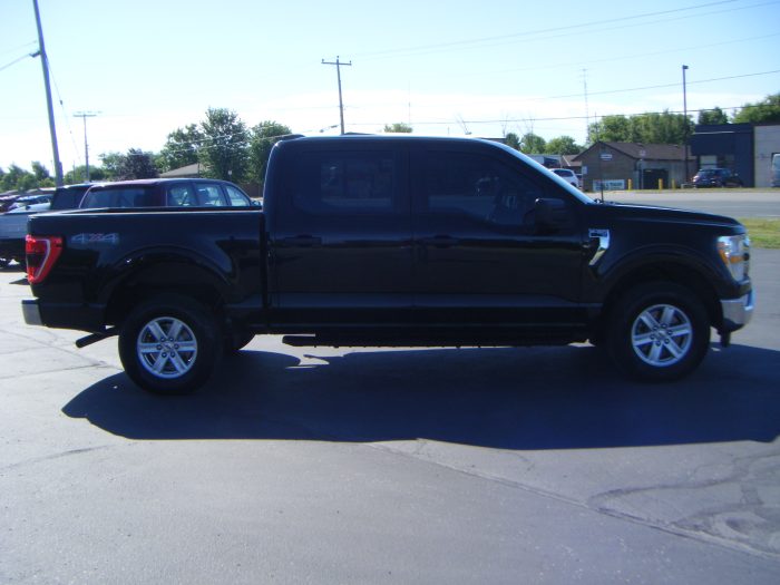 2022 Ford F150 XLT 4x4 5.5" Box - Image 4