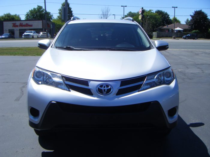2015 Toyota Rav4 LE - Image 2