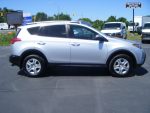 2015 Toyota Rav4 LE - Image 4