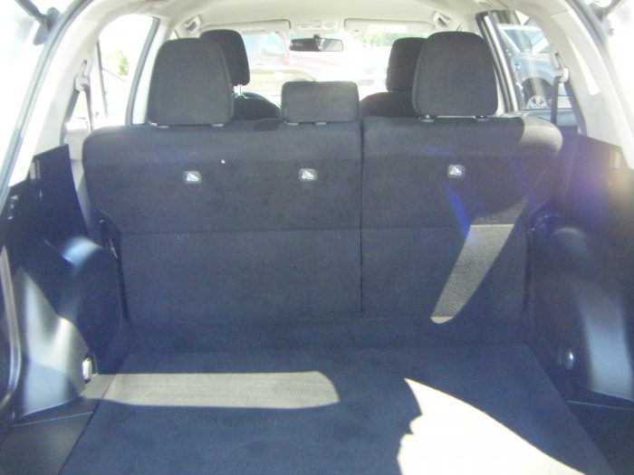 2015 Toyota Rav4 LE - Image 13