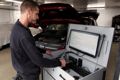 Vehicle diagnostic service work in action at Bridgeview Motors in St. Thomas Ontario.